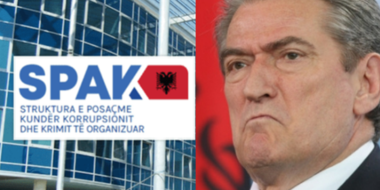 FOTO/ Postieri i “maskuar”, ja si u dorëzua në SPAK autorizimi për arrestimin e Berishës