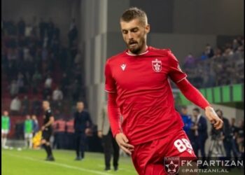 Tjetër “divorc” te kampionët e Shqipërisë, Partizani ndërpret bashkëpunimin me një mesfushor