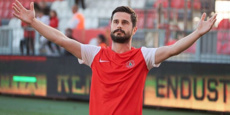 Në muajt e fundit të kontratës, emri i Devji Bregut qarkullon në klubin e Partizanit