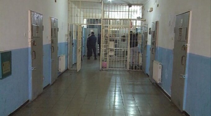 Vrasja në burgun e Peqinit, arrestohet shefi i policisë