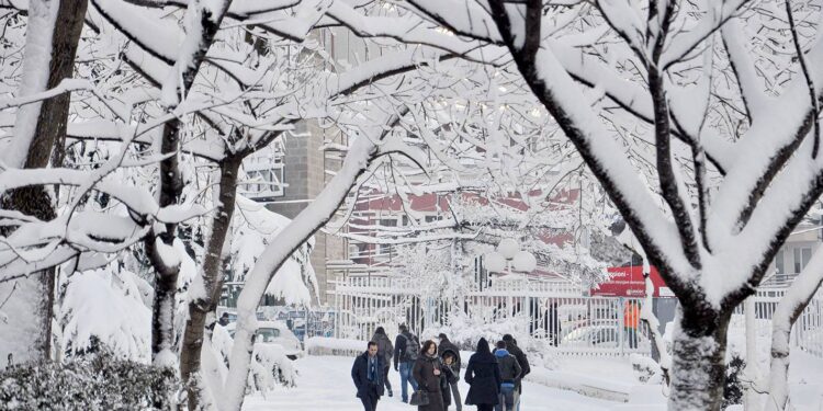 Dëbora tek dera, ja kur do të zbardhet vendi