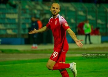 “Partizani i fortë, Shehi e dërgon te titulli”, ish-mesfushori kampion: Tirana nuk ka…