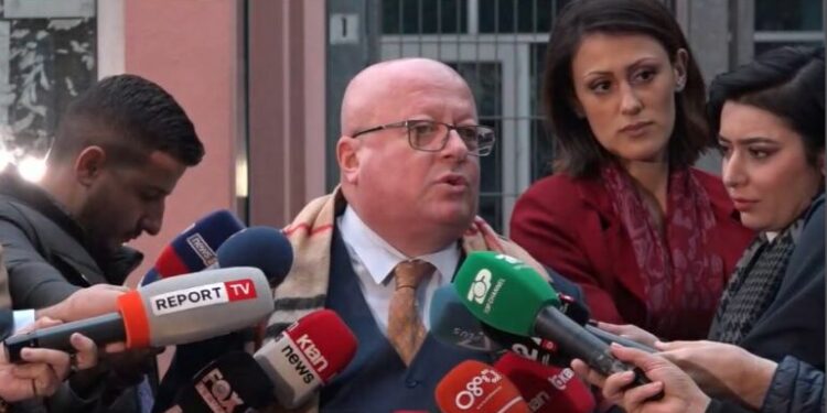 Gjykata e Lartë ktheu në Apel për rishqyrtim çështjen e vulës së PD, reagon avokati i Berishës: Vendim në shkelje flagrante të ligjit