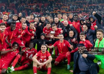 Pritet largimi i një titullari nga Partizani, “demat” duan një mesfushor të talentuar