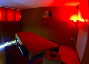 Prostitucion në qendrën e masazheve në Tiranë! Arrestohet pronari dhe një punonjëse (EMRAT)
