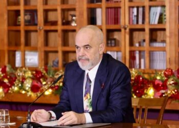 U vendos arrest shtëpie për Berishën, reagon Rama: Nuk është fitore…