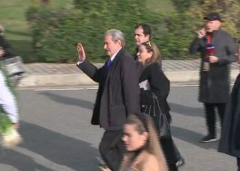 Sot pritet heqja e imuntetit të tij, Berisha mbërrin në parlament