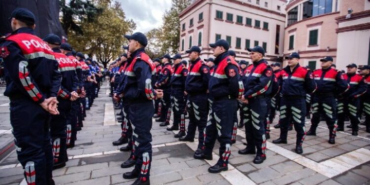 Rinis “vettingu” në Policinë e Shtetit. Nga e hëna…