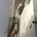 Situatë alarmante në Lushnjë, 4 banesa akoma kanë njerëz brenda. Pallati 12 katësh vazhdon të digjet