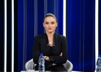 Mjeku u martua me një të mitur, gazetarja: E denoncuan prindërit