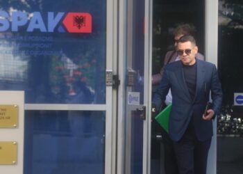 Privatizimi i fabrikës së bukës, nis seanca gjyqësore për ish-zëvendëskryeministrin në arrati, Arben Ahmetaj