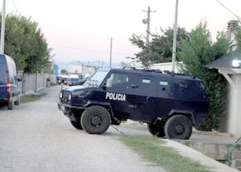 FOTO/ Gjykata e liroi nga burgu, kush është Valter Bami, “i forti i Niklës” dhe lidhja me atentatin ndaj familjes së Gentian Bejtjës