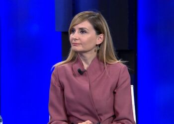 “Fatkeqësi që shqetësimet nuk i diskutojmë në Tiranë, por në Bruksel”, Tabaku: Shqipëria në udhëkryq prej 10 vjetësh
