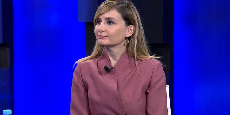 “Fatkeqësi që shqetësimet nuk i diskutojmë në Tiranë, por në Bruksel”, Tabaku: Shqipëria në udhëkryq prej 10 vjetësh