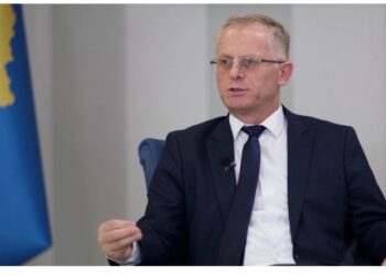 Zv. kryeministri i Kosovës i prerë: Procesi i dialogut të ndahet nga procesi i integrimit në BE