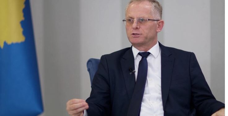 Zv. kryeministri i Kosovës i prerë: Procesi i dialogut të ndahet nga procesi i integrimit në BE