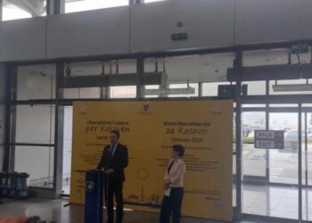 Udhëtimi i parë pa viza drejt Vjenës, Kurti: Sot u hoq një padrejtësi