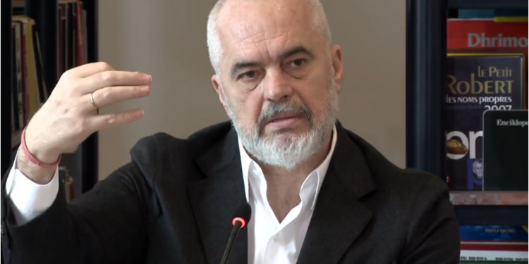 ‘Dhurata’ e Ramës/ Nga 15-23%, vit i ri me taksa të reja për profesionistët e lirë