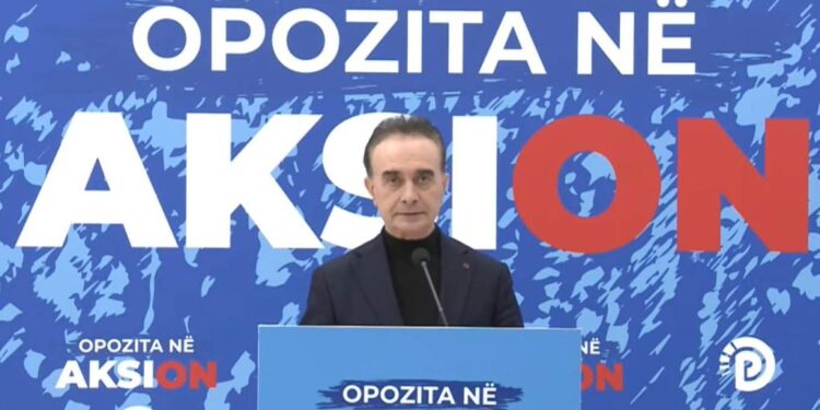 “Viti 2024 e gjeti Shqipërinë rreshtuar krah autokracive”, deputeti Baçi: Duan të vendosin taksokracinë duke asgjësuar demokracinë, por…