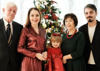 Foto/ Elia Zaharia ‘konfirmon’ ndarjen nga Princ Leka, ja çfarë shkruan në rrjetet sociale