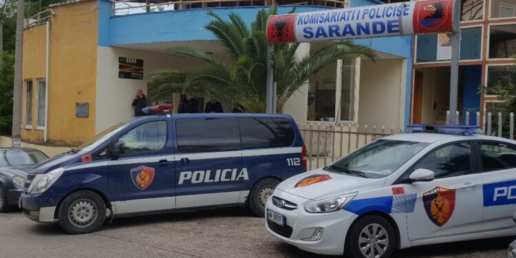 E rëndë në Sarandë, e moshuara vetëhidhet nga kati i 6-të i pallatit, dyshohet se…