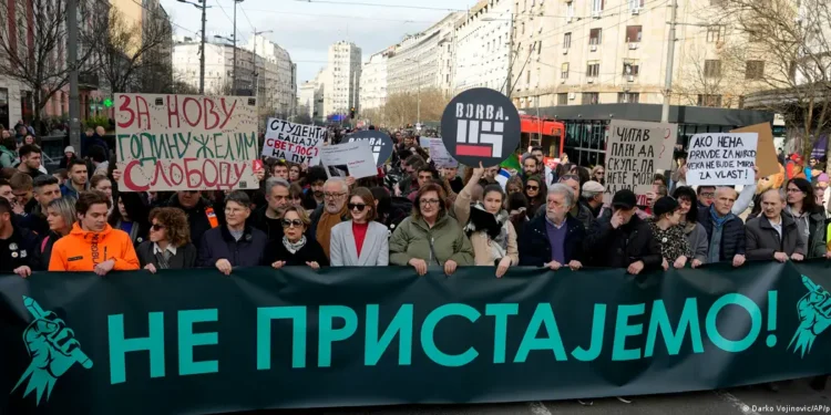 “Protestat e dobëta detyruan opozitën serbe që të ‘kursejë’ energjitë’, DW: Opozita serbe nuk ka opsione të mira, Vuçiç…