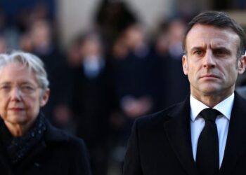 Kryeministrja e Francës jep dorëheqjen, Macron pritet të emërojë qeverisjen e re