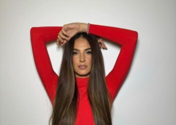 FOTO/ “Më goditi me…”, Emina Çunmulaj dërgohet në spital, çfarë i ndodhi modeles?
