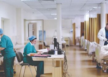Rekord në Europë/ OBSH: Shqiptarët paguajnë nga xhepi 60% të shpenzimeve për shëndetësinë