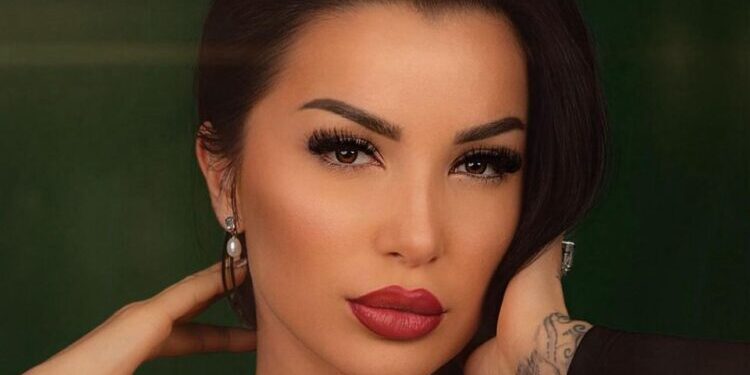 “Kanë martesë me kontratë”, Roza flet ‘pa dorashka’ për çiftin showbiz-it