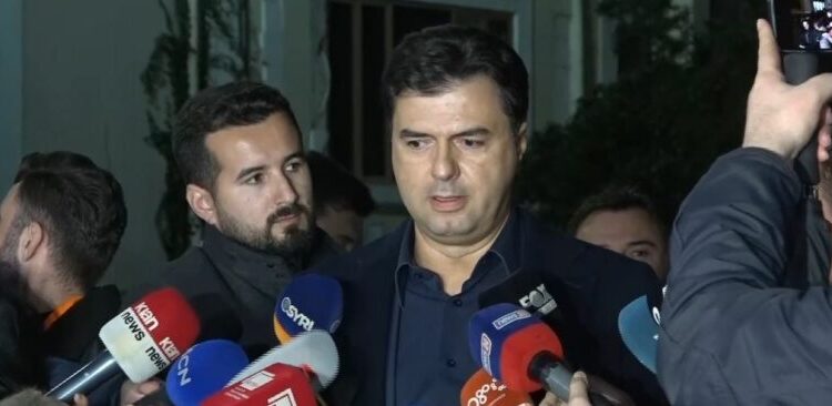 Basha flet për gazetarët: Qeveria vazhdoi me teatrin