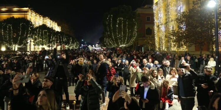 U plagos nga plumbi qorr/ Dëshmia e italianes: Po ecja me burrin