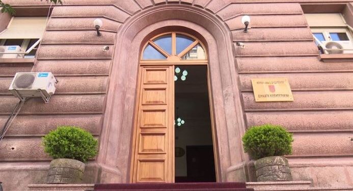 Zbardhet shkresa/ Grupi Parlamentar i PD kërkesë Kushtetueses: Seancë e hapur për marrëveshjen me Italinë për emigrantët