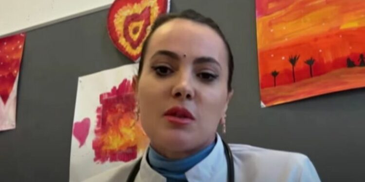 Bullizmi online, psikiatrja Hoxha: Nëse nuk përballoni komentet negative, evitoni rrjetet sociale!