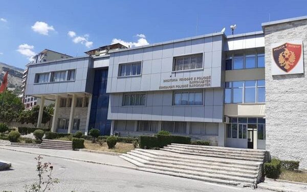 “Tempulli 2” në Gjirokastër, 4 të arrestuar, sekuestrohet kanabis dhe kokainë
