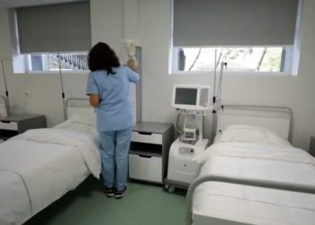VOA: Autonomia spitalore në Shqipëri, rikthehet debati për shërbimet shëndetësore