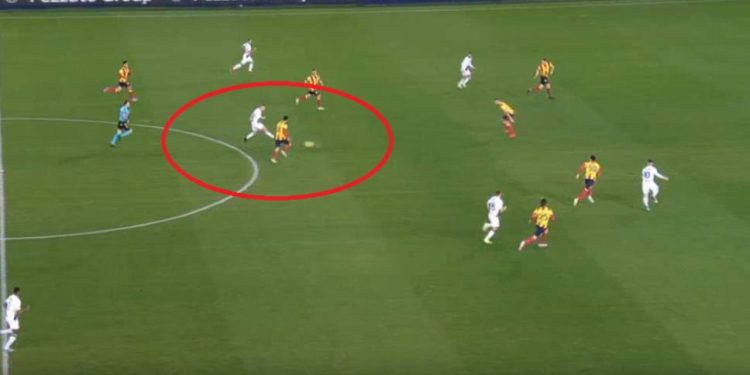 VIDEO/ Asist i Kristjan Asllanit, Interi kalon në avantazh
