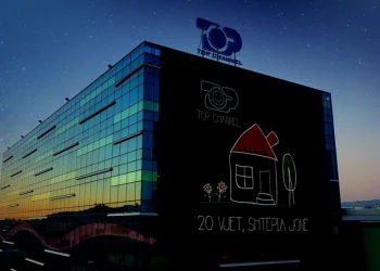 Merr fund saga e gjyqeve për pronësinë e Top Channel, i mbetet përfundimisht familjes Hoxha