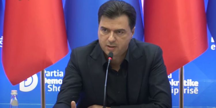 “Thikat me helm për njëri-tjetrin…”/ E ndjeni veten moralisht kryetar të PD pas protestës së 20 shkurtit? Ja si përgjigjet Basha