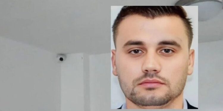 Mbante të izoluar në banesë dhe të mbikëqyrur nga kamerat bashkëshorten dhe familjarët, shtyhet me 20 ditë masa e arrestit për 35-vjeçarin