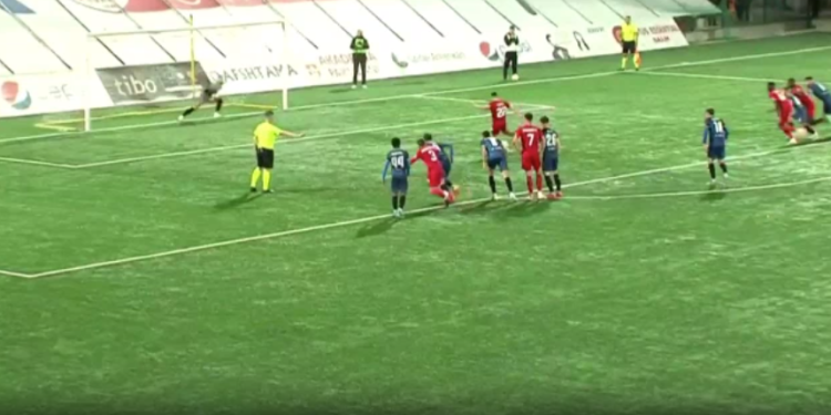 VIDEO/ Penallti për Partizanin, ja çfarë bën Cara