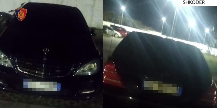 Ecte me automjet të blinduar, Policia i bllokon makinën Safet Bajrit