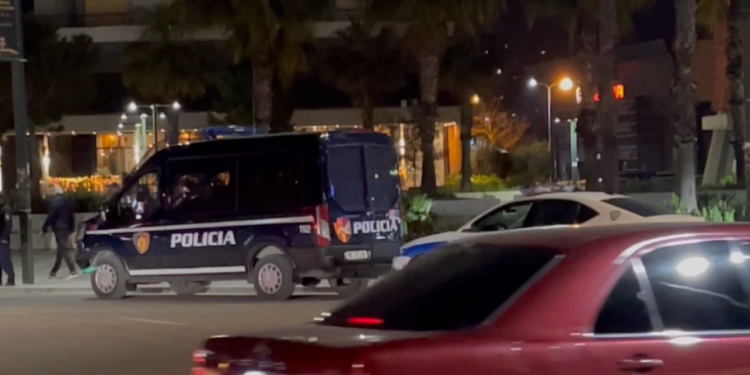 Çfarë po kërkohet? Policia aksion ‘blic’ në qytetin e Vlorës