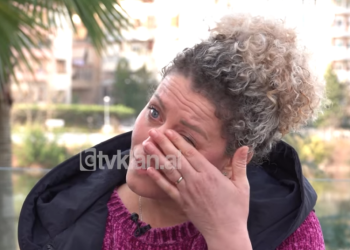 Eliona rrëfen dramën familjare: Motra e vëllai kanë sindromën Down