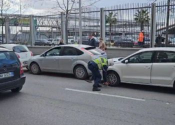 Aksident afër Portit të Durrësit, 3 makina përplasen me njëra-tjetrën