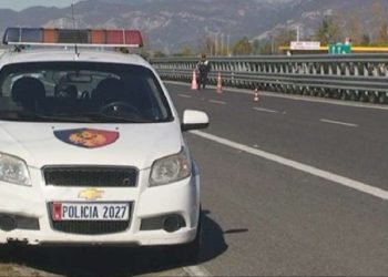 VIDEO/ Aksident i 4-fishtë në Lezhë, plagosen 2 persona