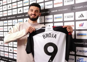 Broja “ngroh stolin” te Fulham, Chelsea përfiton 4 milionë £ që nuk i do