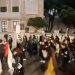VIDEO/ Protesta pranë Kryeministrisë, gratë djegin reçipetat…