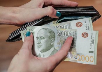 Sot takimi i ri për dinarin, Kosova e Serbia sërish bashkë në Bruksel