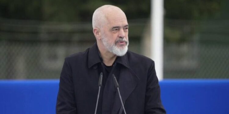 Fjalimi me socialistët/ Çfarë harroi Rama në Shkodër